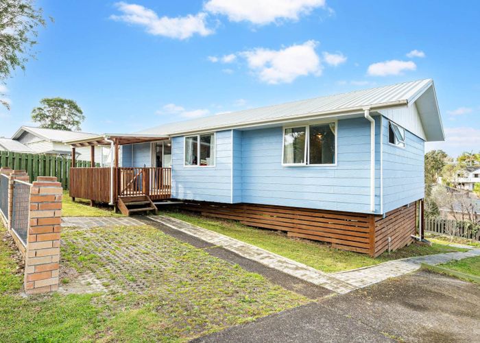  at 29  Cyril Crescent, West Harbour, Waitakere City, Auckland