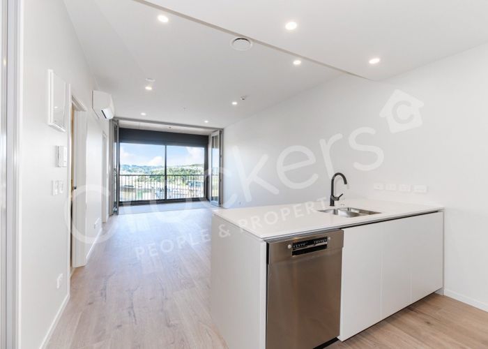  at 211/2A Munroe Lane, Albany, Auckland