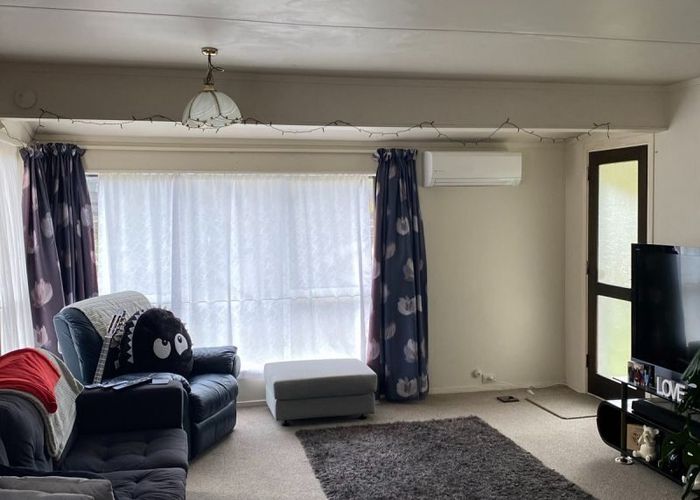  at 17a Yarrow Pl, Papakowhai, Porirua, Wellington