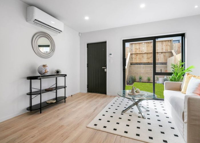  at 9/16 Reynella Drive, Massey, Waitakere City, Auckland
