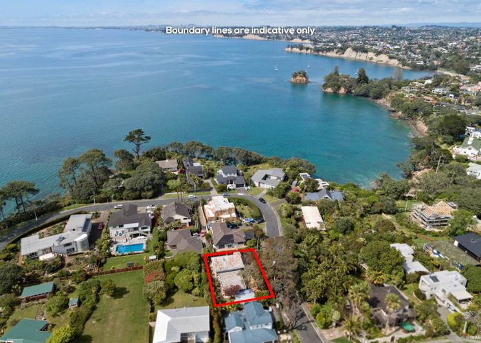  at 1/13 Ringwood Street, Torbay, Auckland