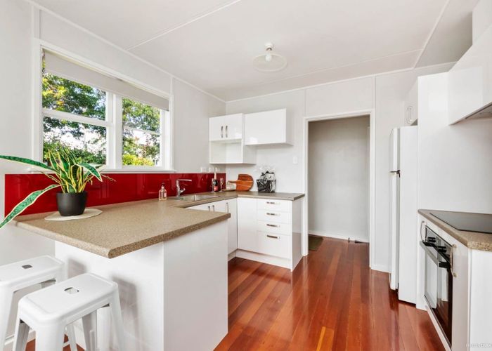  at 33 Rimu Street, New Lynn, Waitakere City, Auckland