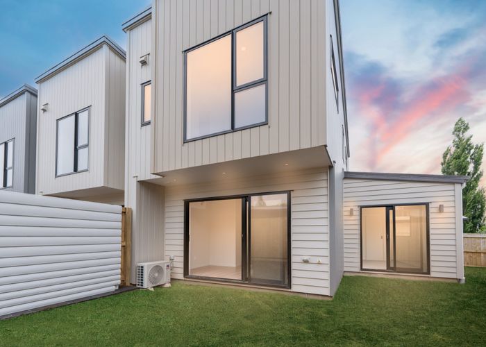  at 26 Alamein Road, Panmure, Auckland City, Auckland