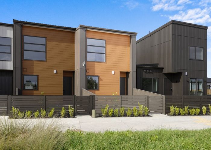  at 123 Otuwairoa Esplanade, Opaheke, Papakura, Auckland