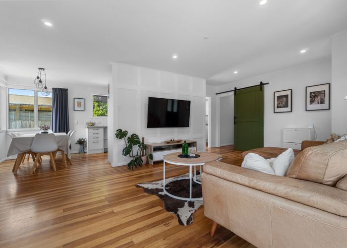  at 21 Rosalind Street, Deanwell, Hamilton, Waikato