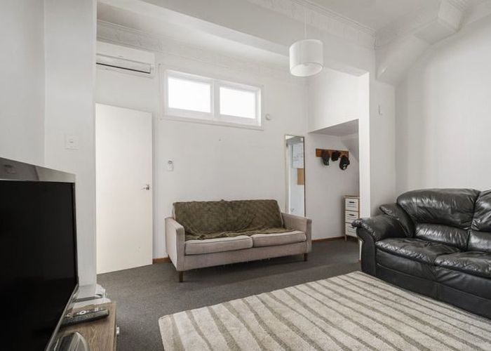  at 11 Caroline Street, Mount Victoria, Wellington, Wellington