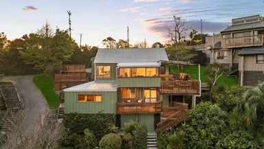  at 961 East Coast Road, Torbay, Auckland