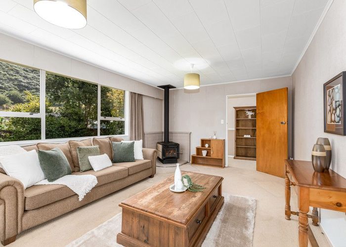  at 13 Fremont Grove, Totara Park, Upper Hutt, Wellington