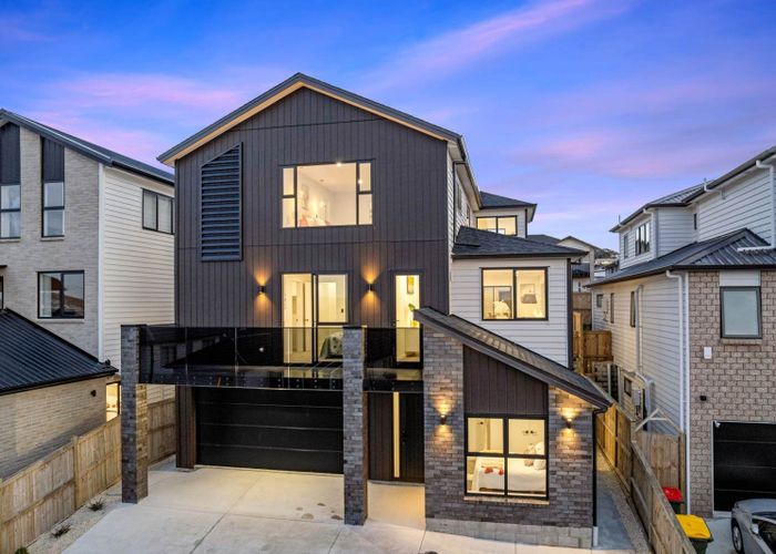  at 12  Glann Lane, Flat Bush, Manukau City, Auckland