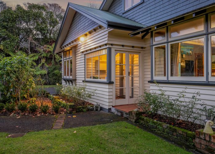  at 192 A&B Mangorei Road, Merrilands, New Plymouth, Taranaki