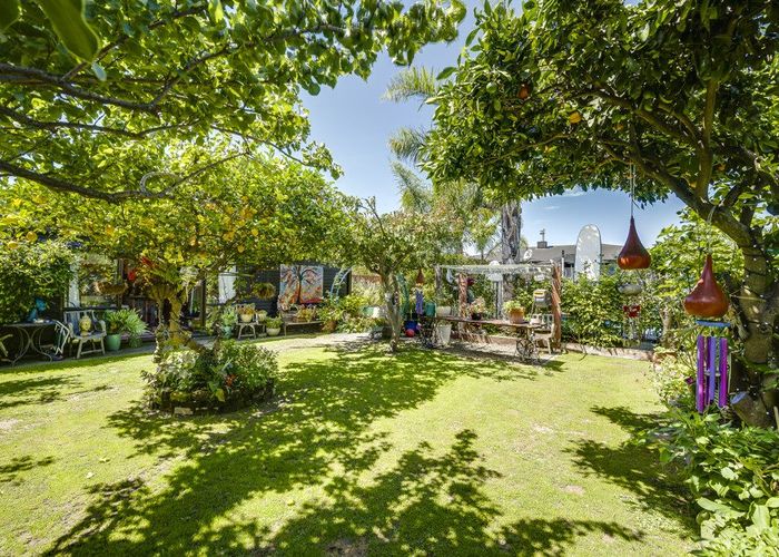  at 56 Clarence Cox Crescent, Pirimai, Napier