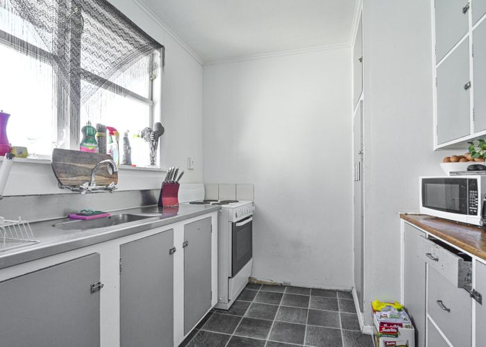  at 800 Kiwi Street, Camberley, Hastings