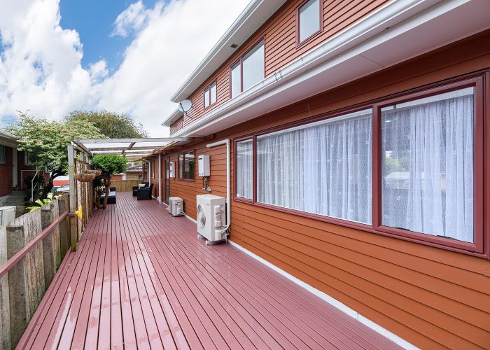  at 28 Boundary road, Blockhouse Bay, Auckland