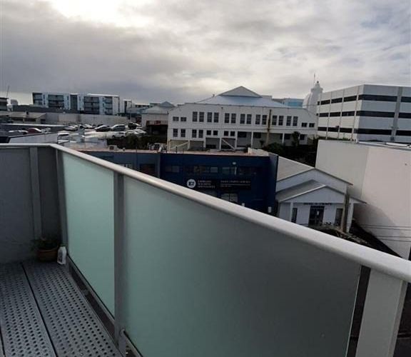  at 18/15 Minnie Street, Eden Terrace, Auckland City, Auckland