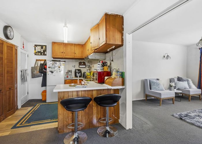  at 111 Newlands Road, Newlands, Wellington