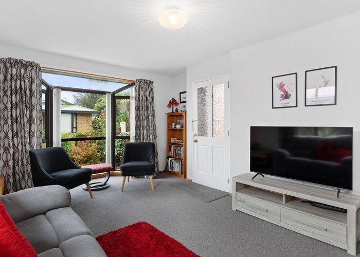  at 1/8 Torvill and Dean Lane, Cashmere, Christchurch City, Canterbury