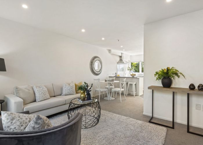  at 3/67 Vauxhall Road, Devonport, Auckland