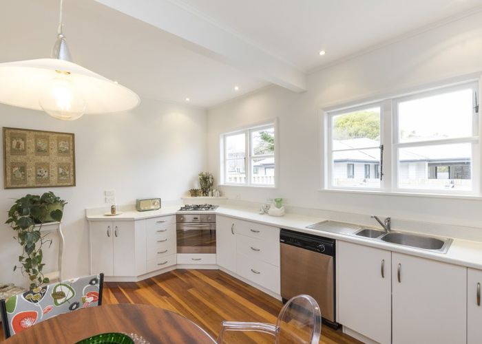  at 532 Featherston Street, Roslyn, Palmerston North