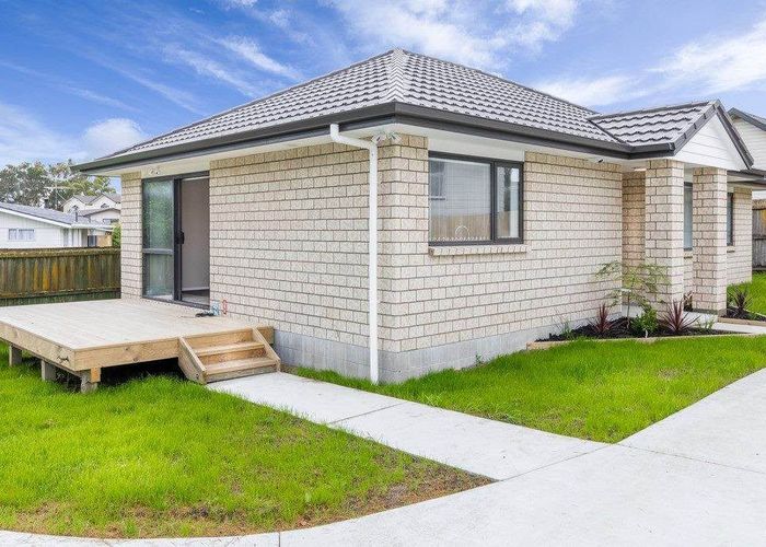  at 14A Glynnbrooke Street, Te Atatu South, Auckland