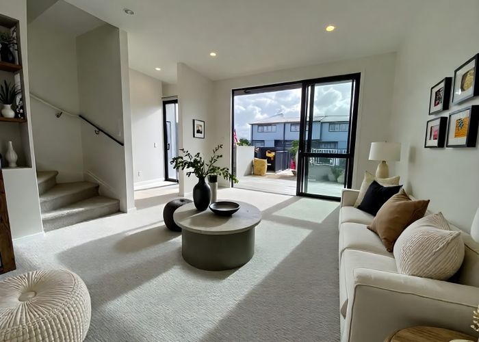  at 10 Cessna Cres, Mangere, Manukau City, Auckland