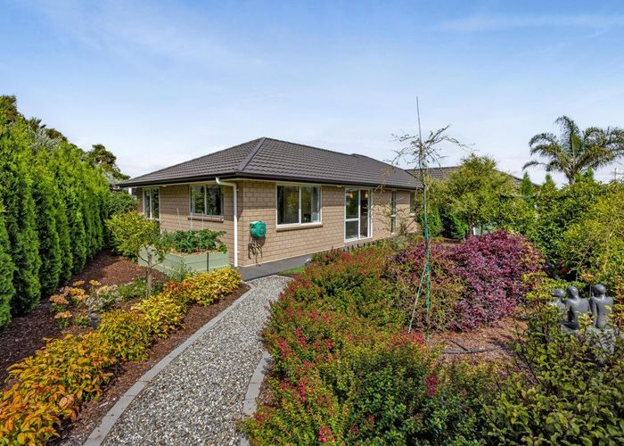  at 3A Oakmont Crescent, Waiwhakaiho, New Plymouth