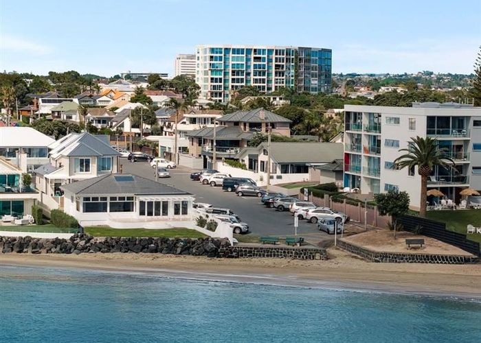  at 60 Milford Road, Milford, North Shore City, Auckland