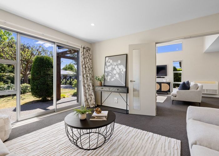  at 14 Redwood Place, St. Albans, Christchurch City, Canterbury