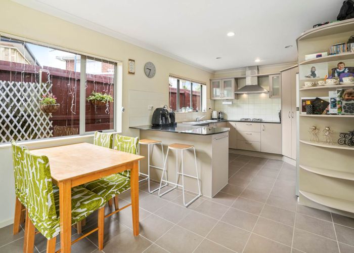  at 96 Connell Street, Blockhouse Bay, Auckland