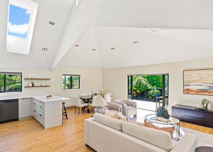  at 1/16 Waiake Street, Torbay, North Shore City, Auckland