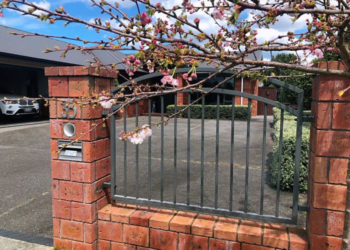  at 35 Aquila Crescent, Rototuna, Hamilton, Waikato