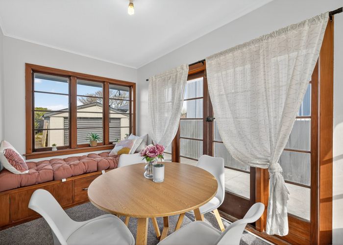  at 370 Keyes Road, New Brighton, Christchurch City, Canterbury