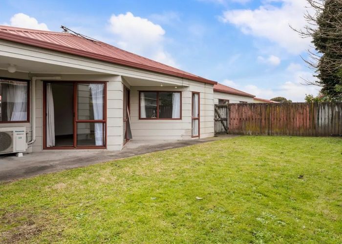  at 7/6 Taka Street, Takanini, Papakura, Auckland