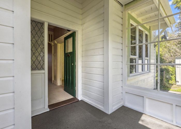  at 16 Adderley Terrace, Ravensbourne, Dunedin