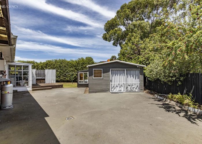  at 52 Gould Crescent, Woolston, Christchurch City, Canterbury