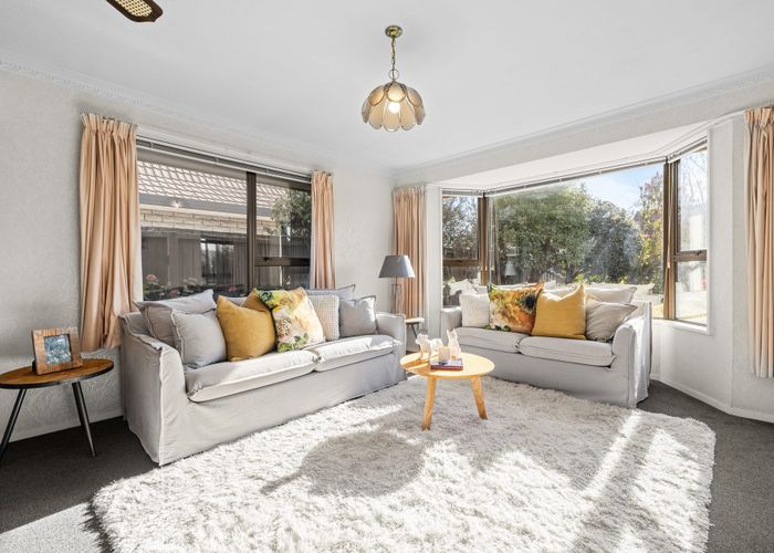  at 2/1 Alvarez Place, Somerfield, Christchurch