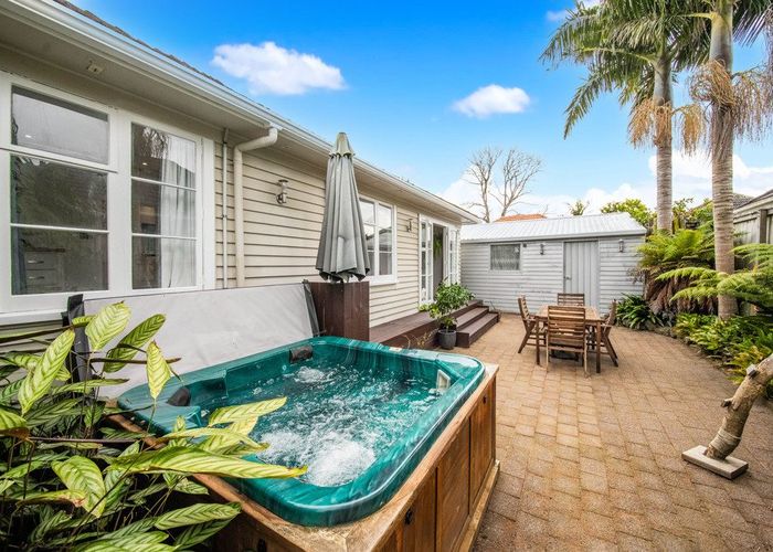  at 33 Orchard Street, Avondale, Auckland City, Auckland