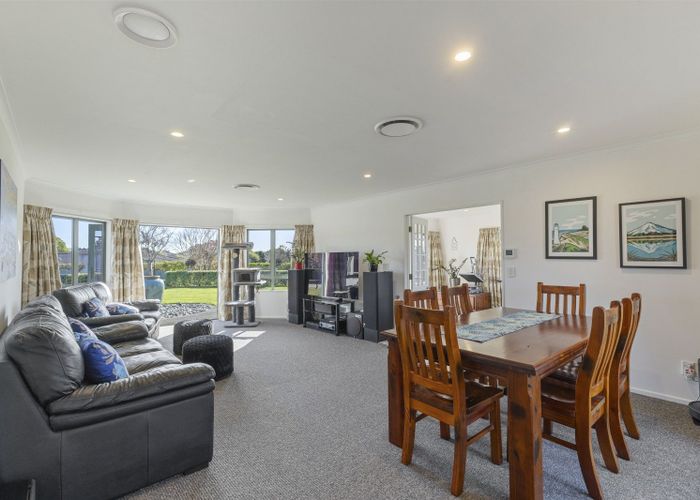  at 76A Smart Road, Glen Avon, New Plymouth