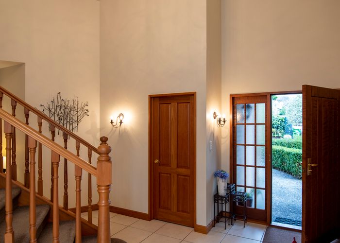  at 51 Wiltshire Place, Somerville, Manukau