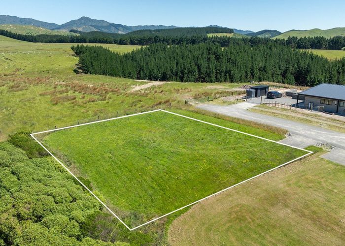  at 9 Knoyle Road, Riversdale Beach, Masterton