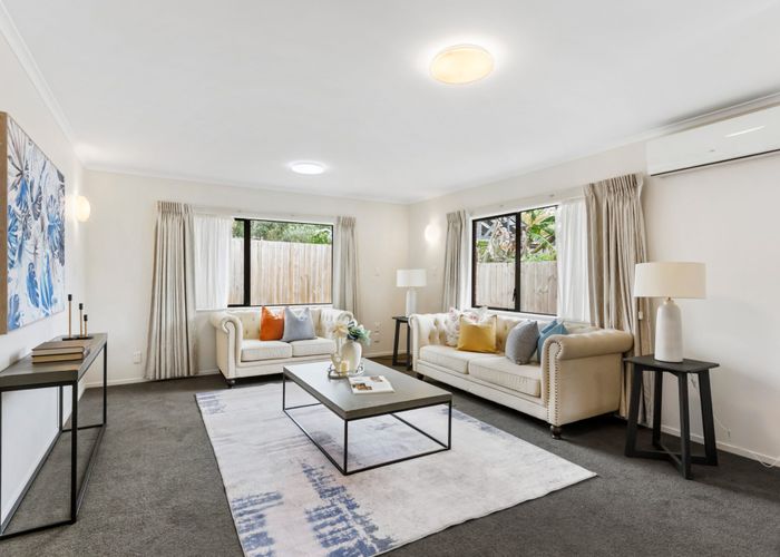  at 2/12 Oak Street, Royal Oak, Auckland City, Auckland
