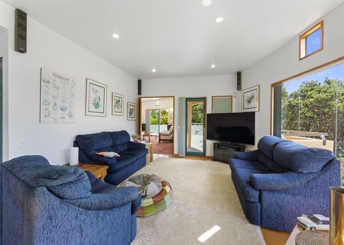  at 8 Hardy Street, Johnsonville, Wellington