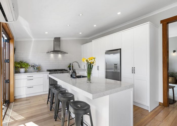  at 9 Kitenui Avenue, Mount Albert, Auckland
