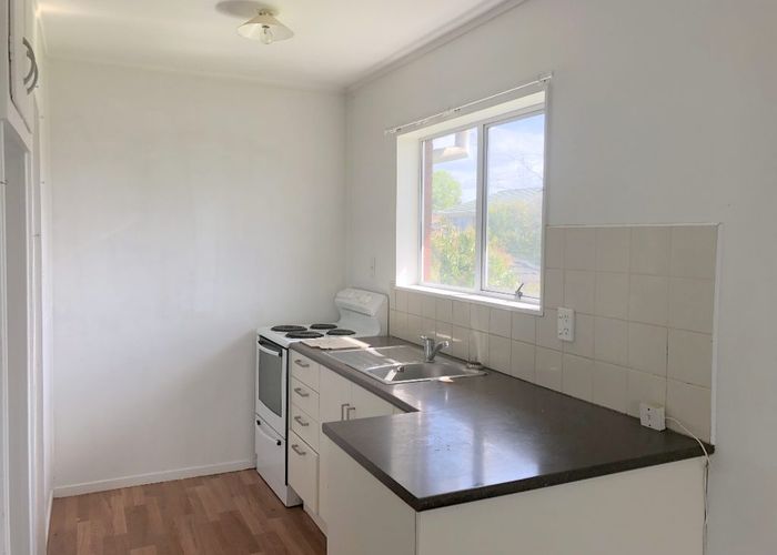  at 6/112 Lynwood Rd, New Lynn, Waitakere City, Auckland