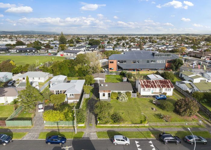  at 53 Tawa Crescent, Manurewa, Manukau City, Auckland