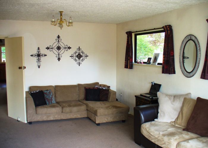  at 9 Kendal Avenue, Burnside, Christchurch