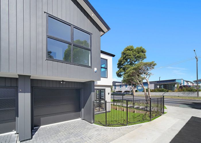  at 1/60 Point England Road, Point England, Auckland City, Auckland