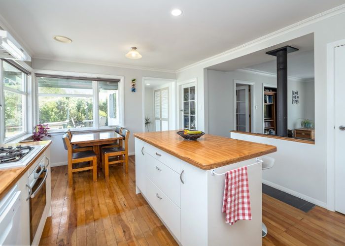  at 21 Hupenui Road, Ahikouka