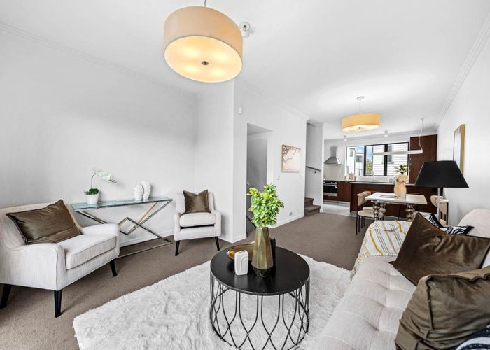  at 84 Norwood Drive, Flat Bush, Manukau City, Auckland