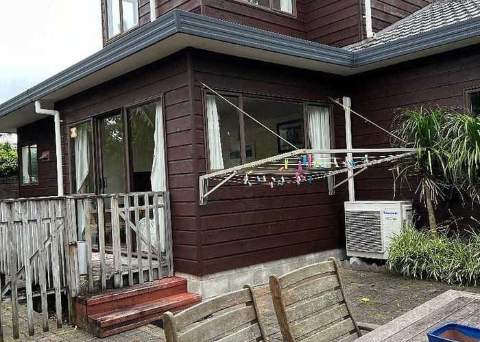  at 12B Raleigh Road, Northcote, North Shore City, Auckland