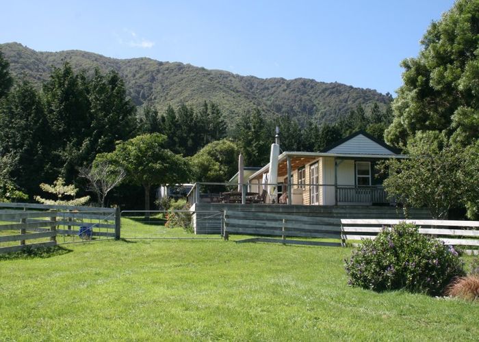  at 105 Terrace Road, Reikorangi